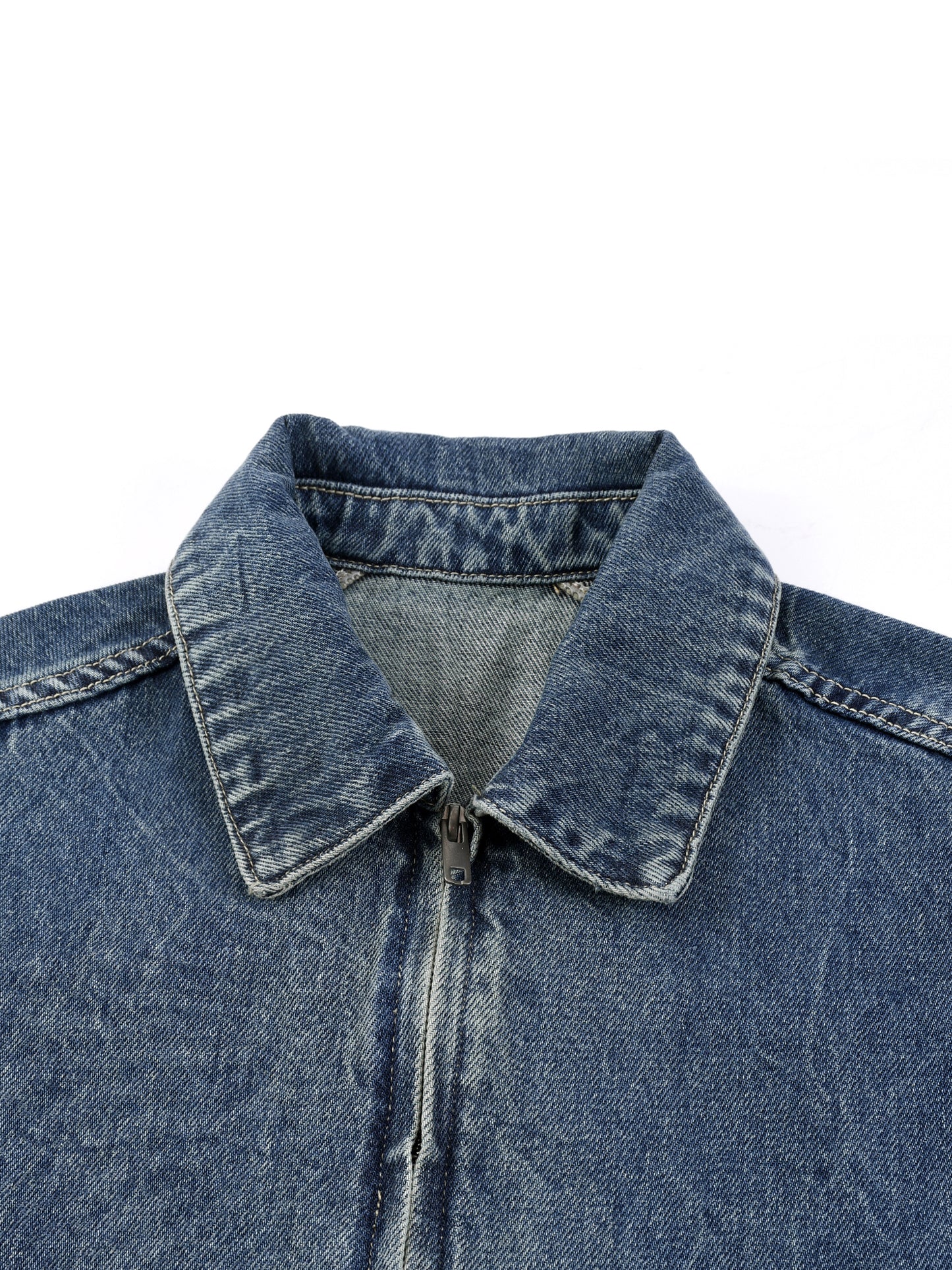The full-zip trucker Denim Jacket